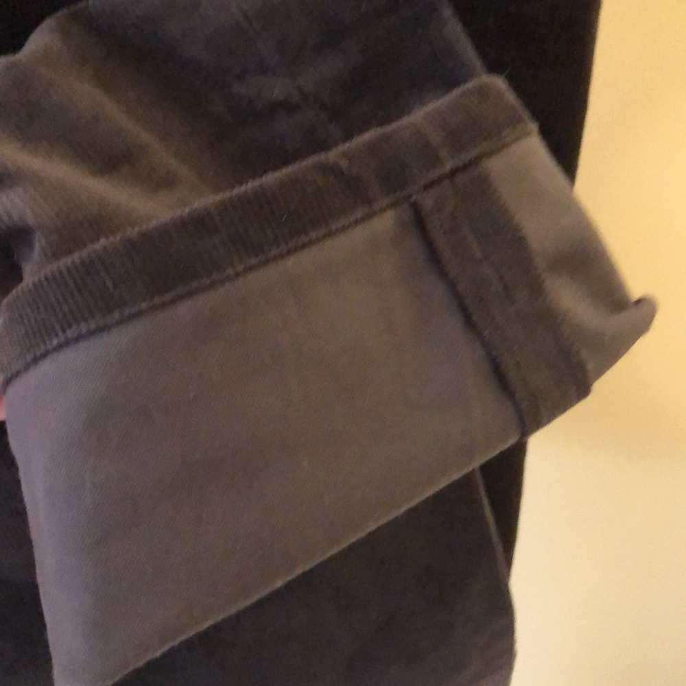 Helmut Lang NY tall straight leg, low waist, 2.5” belt loops, corduroy pants - Picture 10 of 13